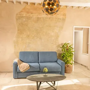 Guest house Palazzo Falcinelli Luxury In Center With Air Conditioning And Elevator